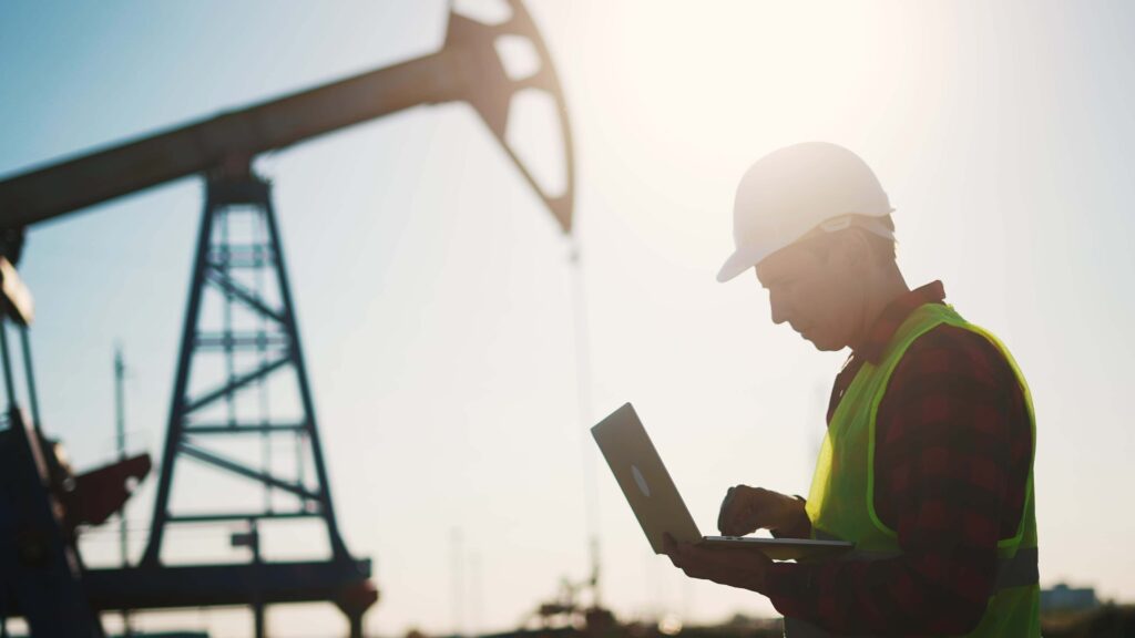Field worker uploading data to a mobile Power App.